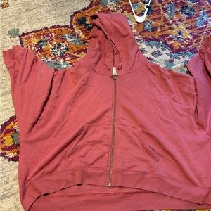 Cropped zip up